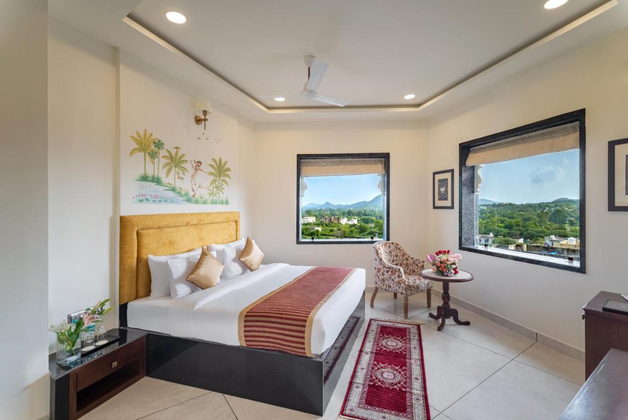 Hotel Traavista Aravali Mahal Udaipur Esterno foto