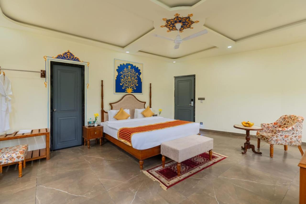 Hotel Traavista Aravali Mahal Udaipur Esterno foto