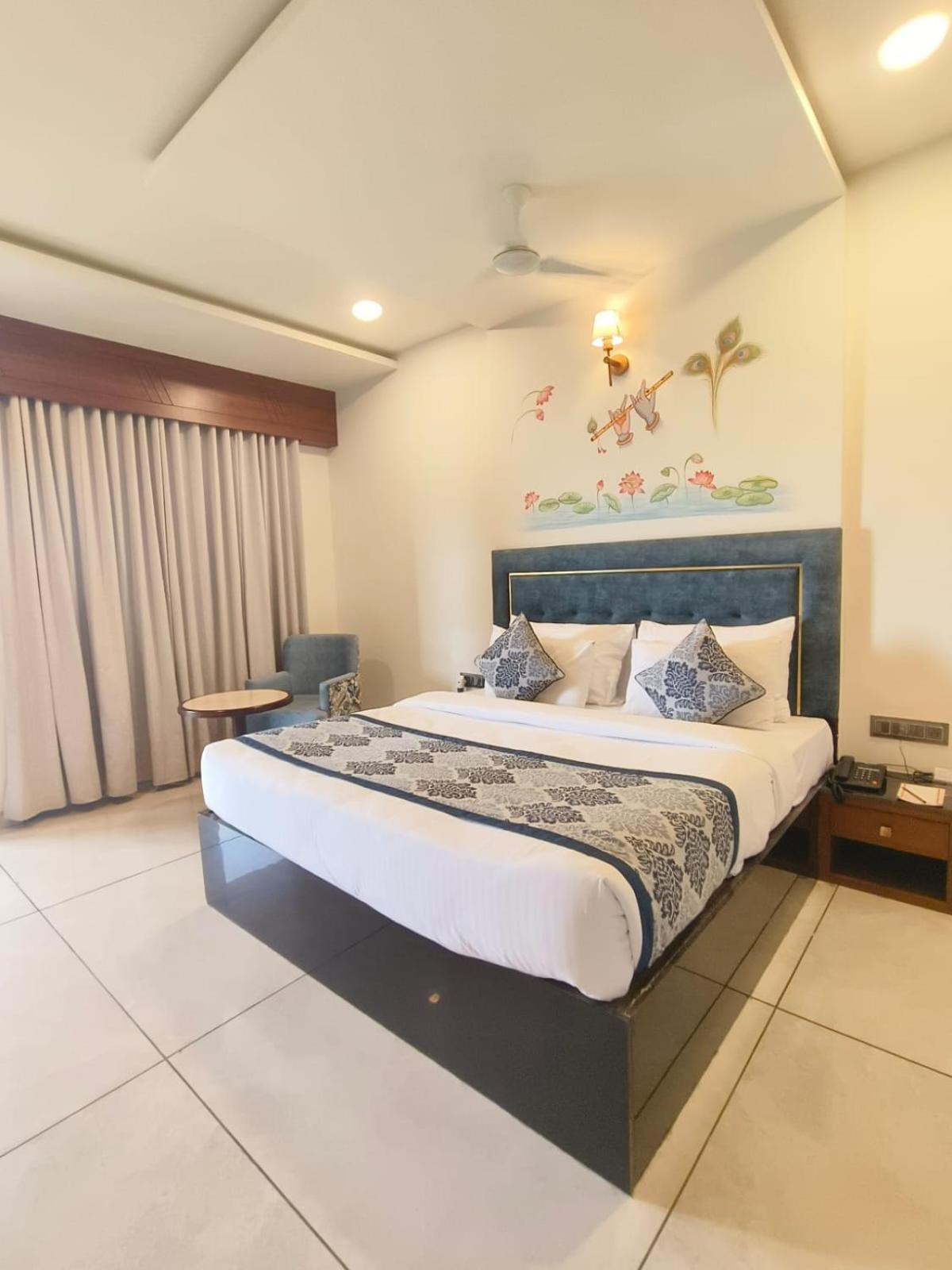 Hotel Traavista Aravali Mahal Udaipur Esterno foto
